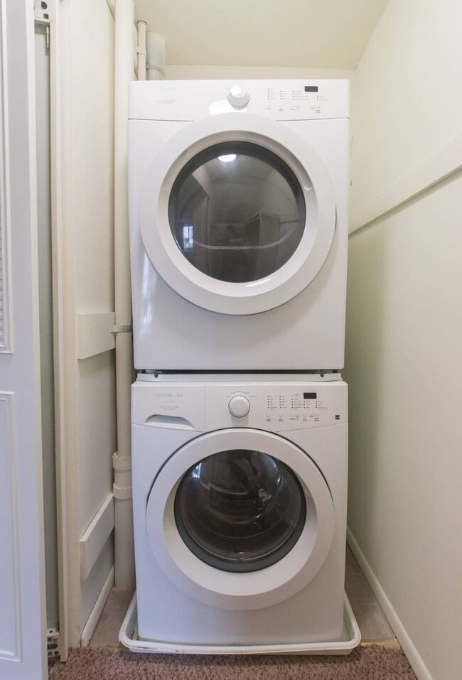 Washer and Dryer - Independence Crossing Apartments