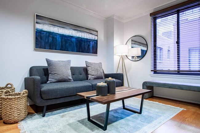 Building Photo - 1020 16th St NW Unit ID1238462P