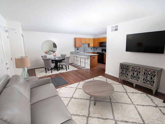 Living Room - Gray Estates Apartments