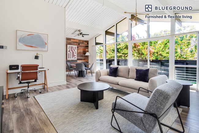 Building Photo - 801 Middlefield Rd Unit SI FL2-ID1915