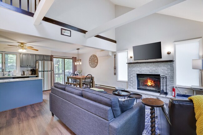 Photo - 141 Tommy's Ln Unit SI ID1032009P