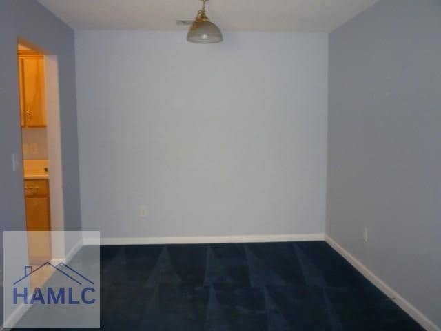 Photo - 132 Rolland St