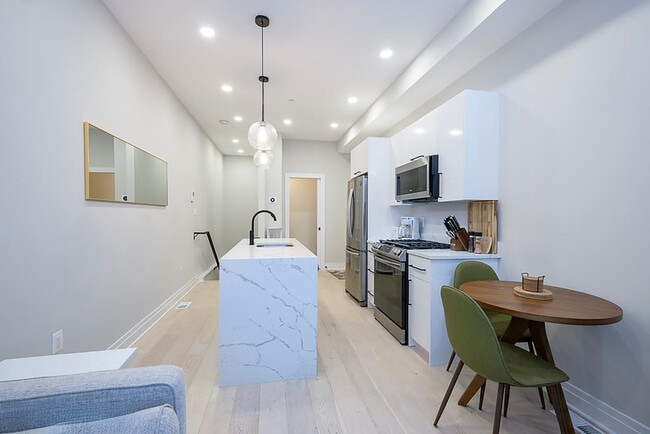 Photo - 2309 Ontario Rd NW Unit ID1011195P