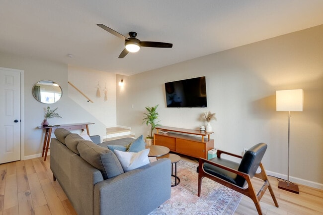 Building Photo - 7913 E Keim Dr Unit SI ID1545939P