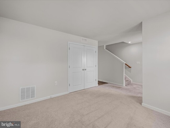 Photo - 179 Presidents Pointe Ave