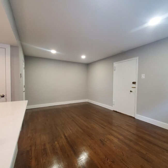 Photo - Fox Chase Gardens