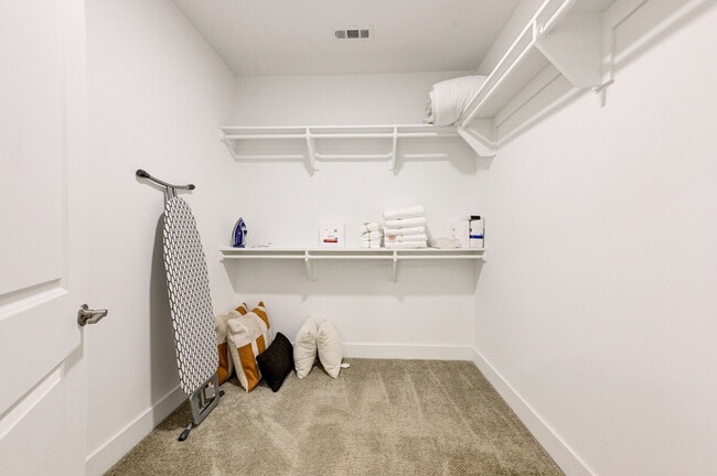 Photo - 975 Memorial Dr SE Unit SI ID1511234P