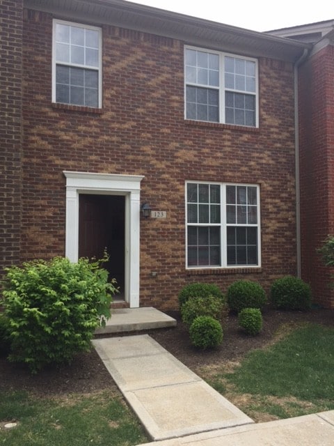 Floor Plan - 2 Bedroom Townhomes