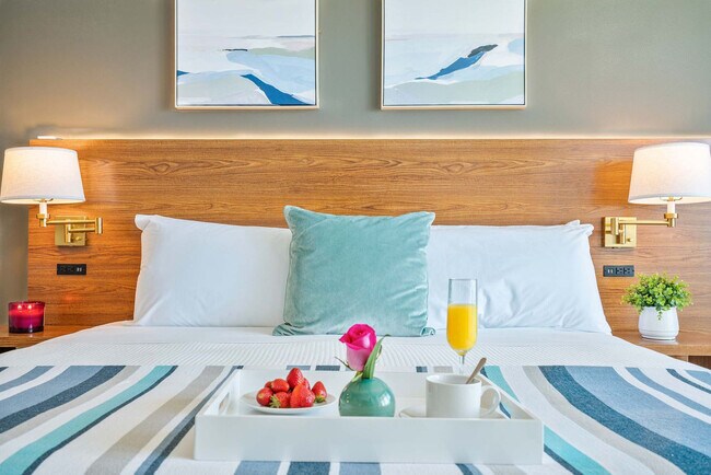 Photo - 2889 McFarlane Rd Unit ID1240522P