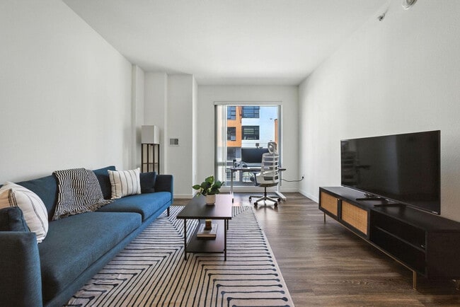 Building Photo - 1201 4th St Unit FL5-ID1297791P