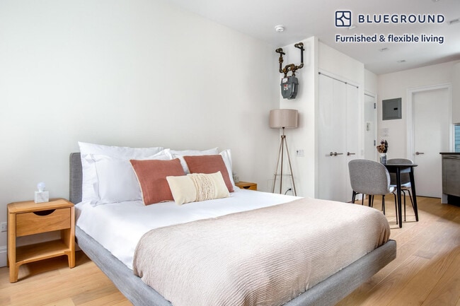 Photo - 80 Thompson St Unit FL3-ID477