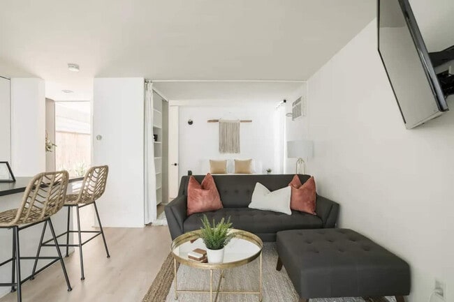 Building Photo - 1773 Torrance St Unit ID1335162P