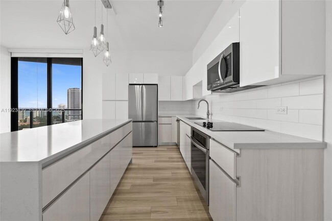 Photo - 101 Diplomat Pkwy Unit 2402