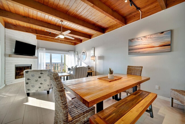 Photo - 19530 Gulf Blvd Unit FL1-ID1406268P