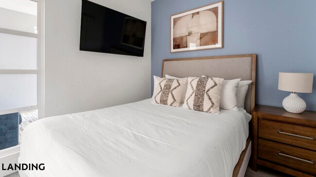 Photo - 2005 11th St NW Unit 202