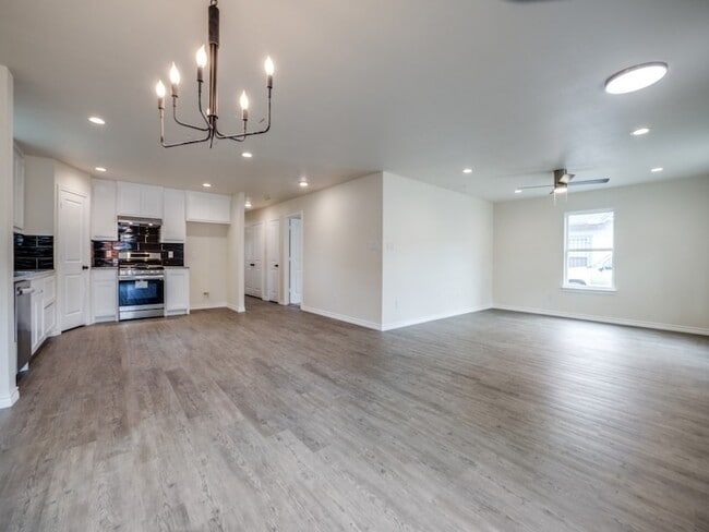 Photo - 4220 Hamilton Ave