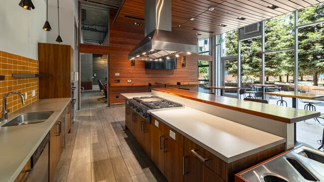 Resident Lounge - 855 Brannan