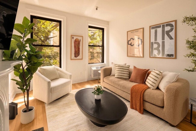 Photo - 336 W 46th St Unit SI ID1541445P