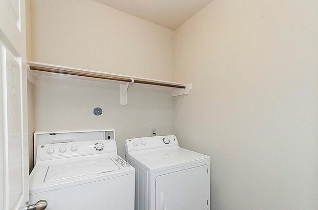 Photo - 64 Woodland Hills Dr Unit B