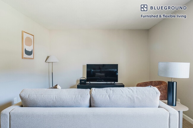 Photo - 1230 E 38th 1/2 St Unit FL1-ID278