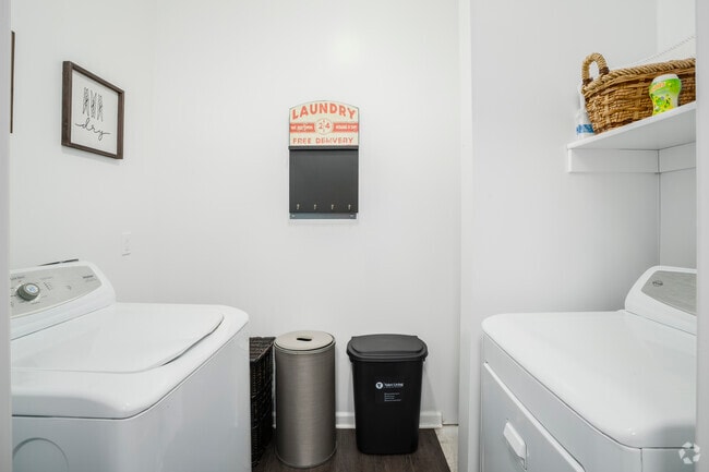 Great Meadow 2BR, 2BA - 1,184SF - Laundry - Steeplechase at Parkview