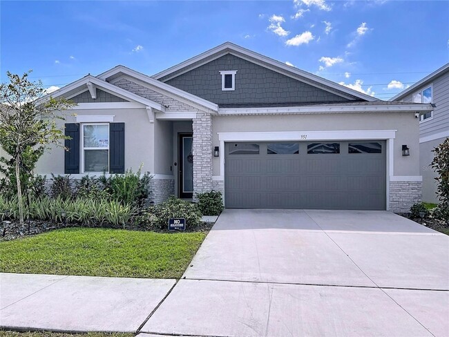 Building Photo - 951 Griffon Ave