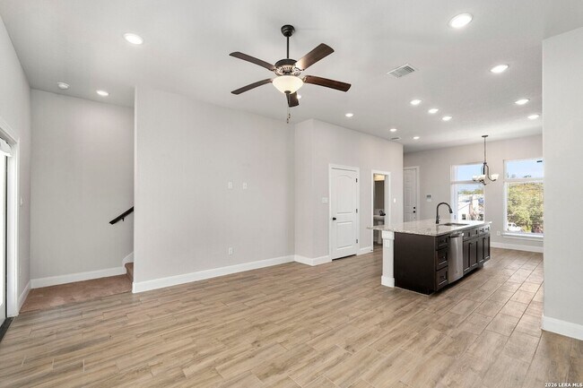 Photo - 229 High Dr