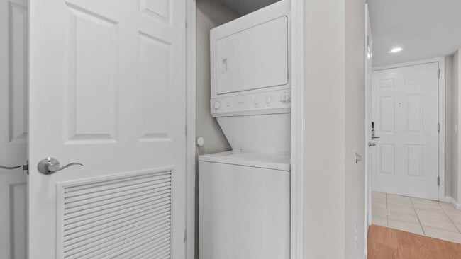 Laundry Area - Virginia Square