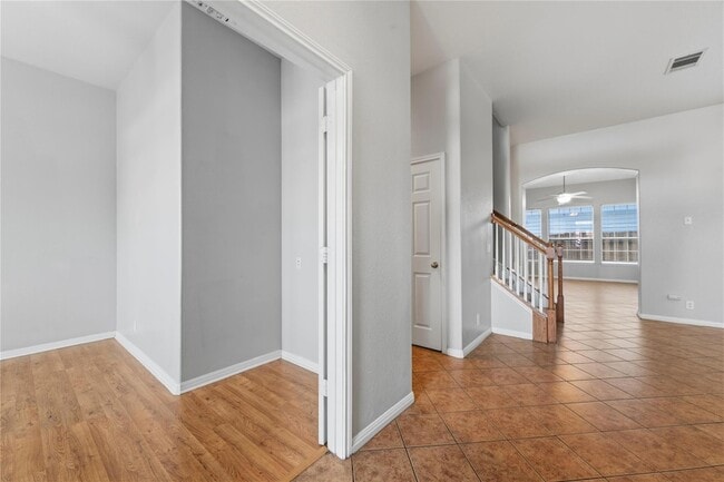 Photo - 5102 Caswell Ave