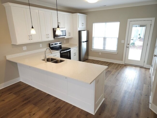 Photo - 719 Crestland Ave Unit A1