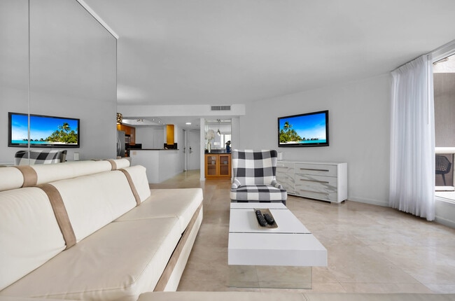 Photo - 1717 N Bayshore Dr Unit SI FL27-ID1054123P