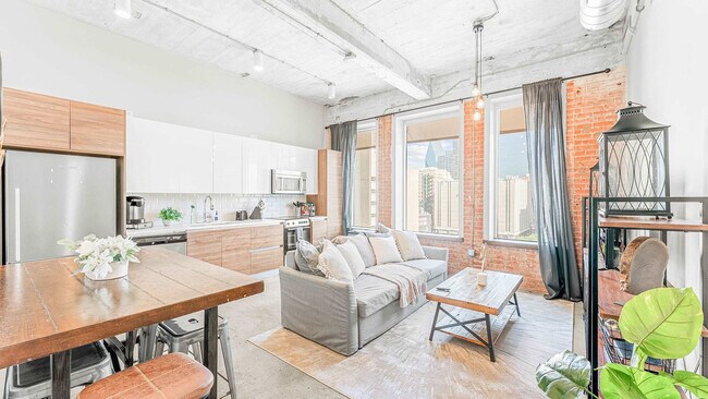 Photo - 555 Evergreen St Unit ID1237850P