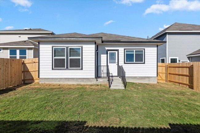 Photo - 2609 Derwent Dr