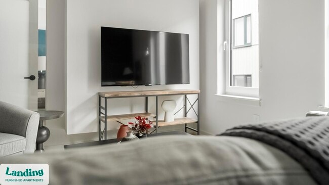 Photo - 2009 N Howard St Unit 318.1409549