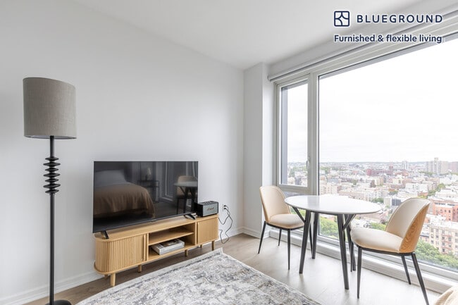 Photo - 275 S 5th St Unit SI FL15-ID1976