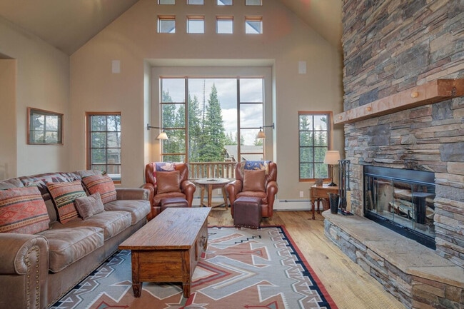 Building Photo - 12 Lower Mountain Home Road Unit ID1255698P