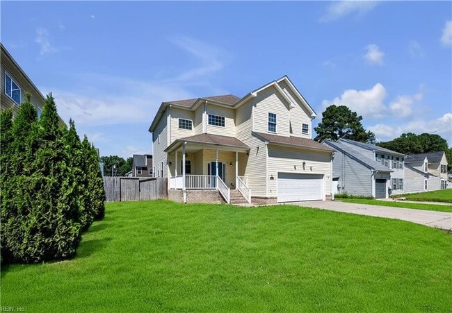 Photo - 4418 John St