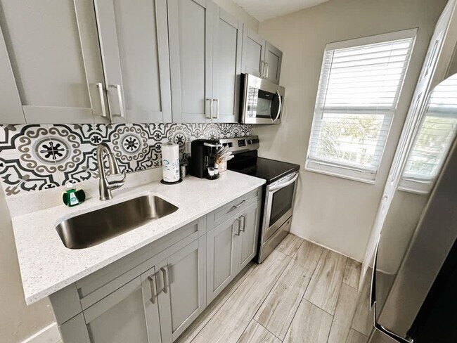 Photo - 50 Davie Blvd Unit SI ID1503958P