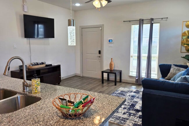 Photo - 2704 Sam Wilson St Unit SI ID1391353P