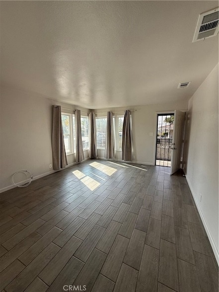 Photo - 8650 Alder Ave
