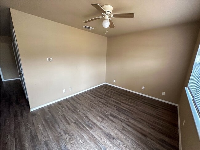 Photo - 1208 W Hunt St