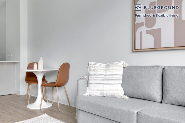 Photo - 808 W Van Buren St Unit FL6-ID530