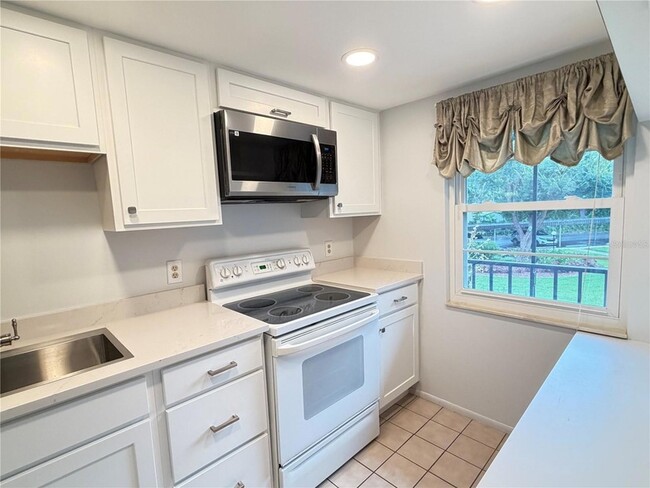 Photo - 333 N Lake Howard Dr Unit 211B
