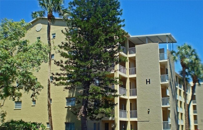 Photo - 3739 Lake Bayshore Dr Unit H-214