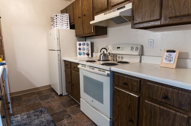 Photo - Squires Manor Apartment Homes