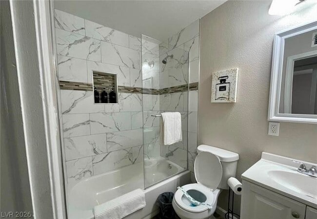 Photo - 6401 Evergreen Ave