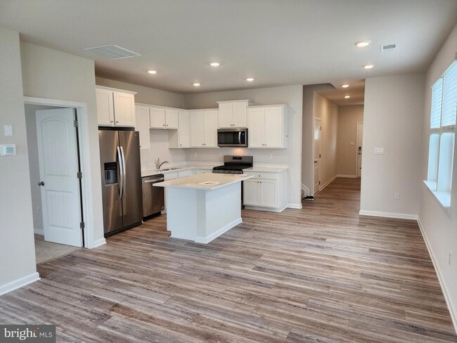 Photo - 39114 Sail Away Ln