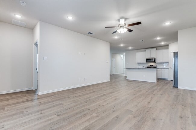 Photo - 240 Kistler Dr