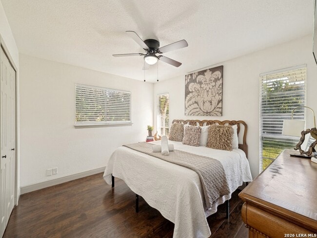 Photo - 9526 Mider Dr