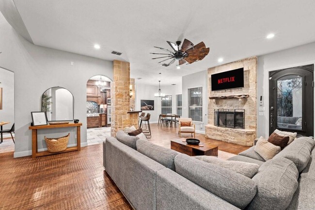 Photo - 200 Cove Dr Unit ID1035608P